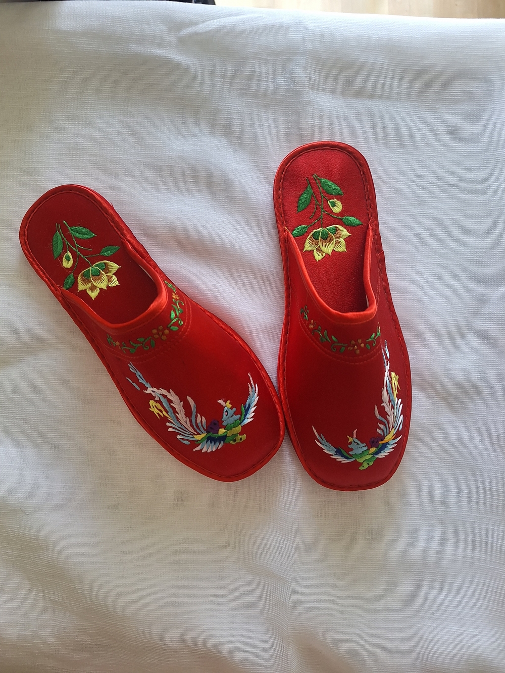 Red Embroidered Women's Slipper - Floral & Bird Design